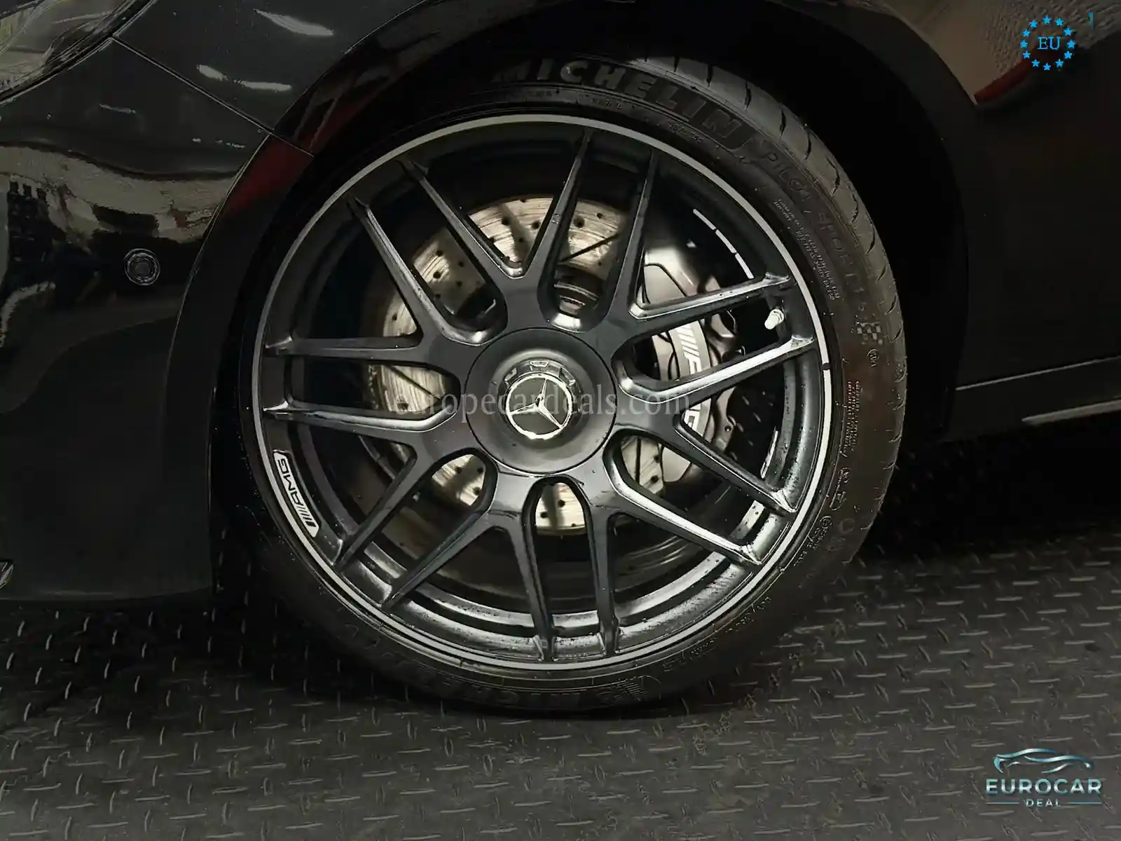 Mercedes-Benz E 63 AMG