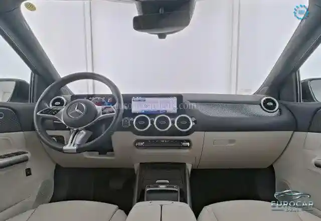 Mercedes-Benz B 250