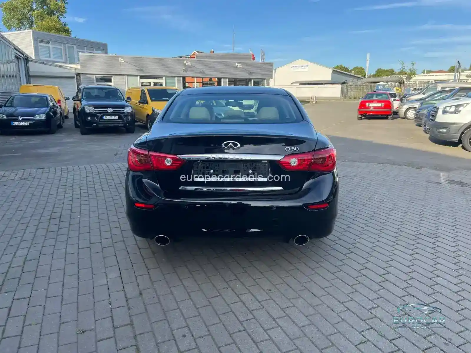 Infiniti Q50
