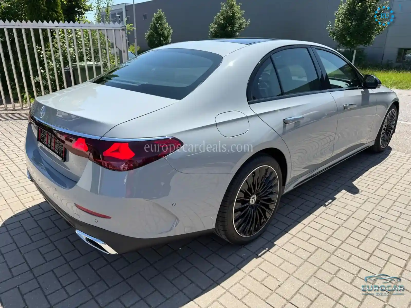 Mercedes-Benz E 200