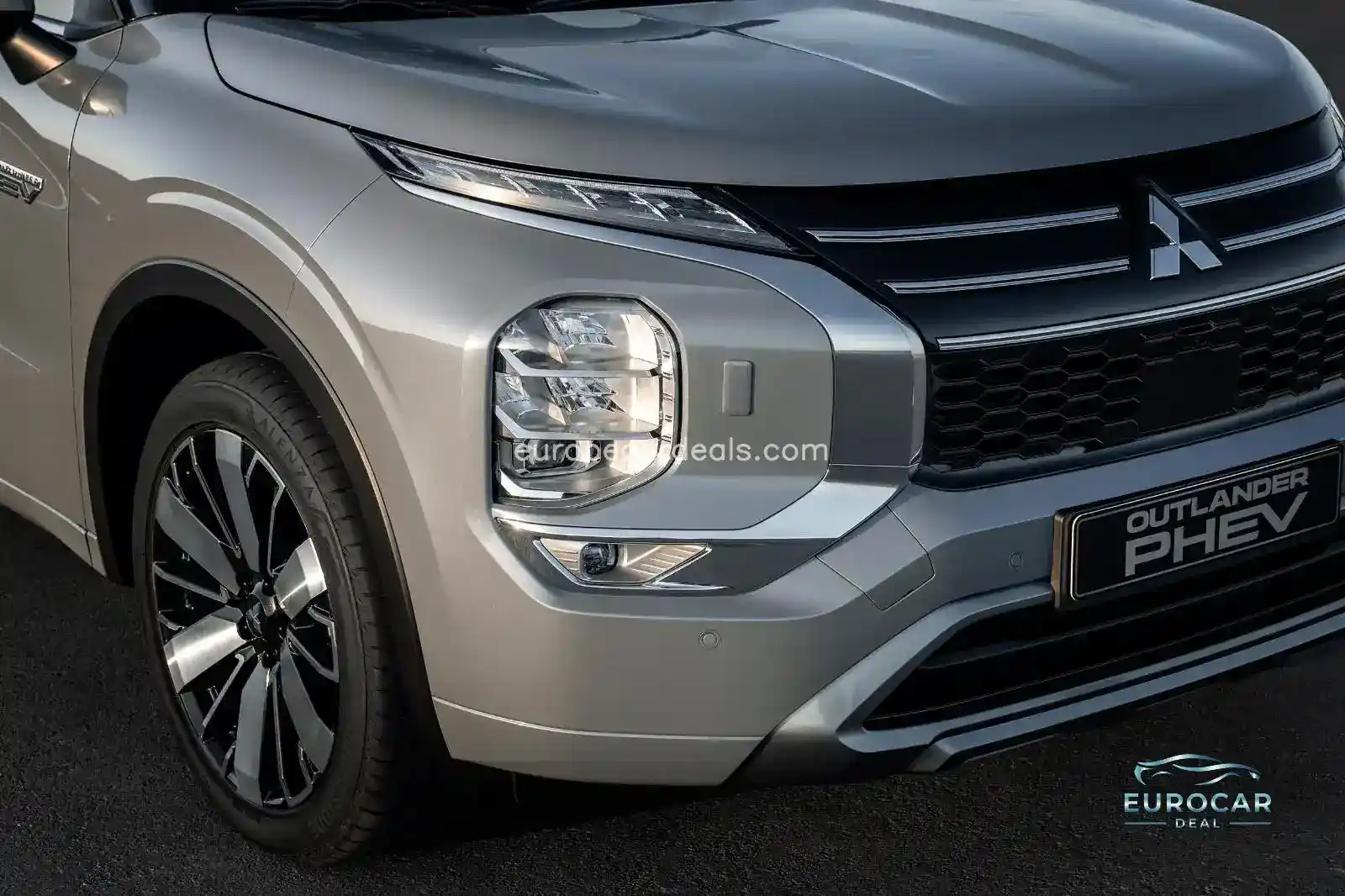 Mitsubishi Plug-in Hybrid Outlander