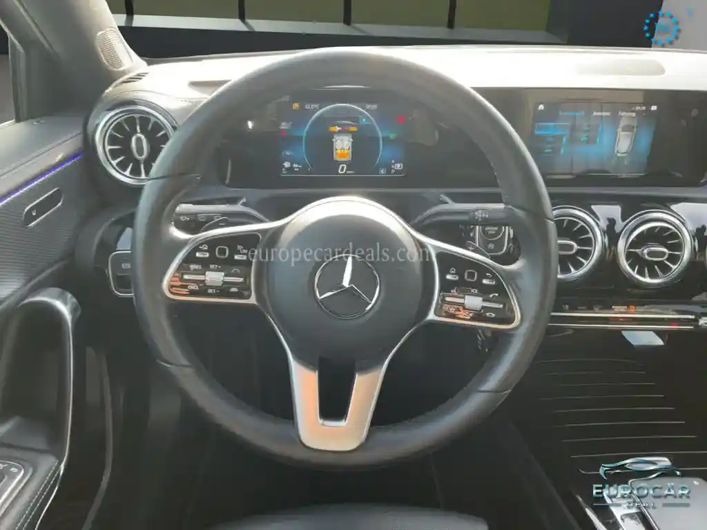 Mercedes-Benz A 220