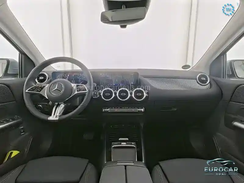 Mercedes-Benz B 220