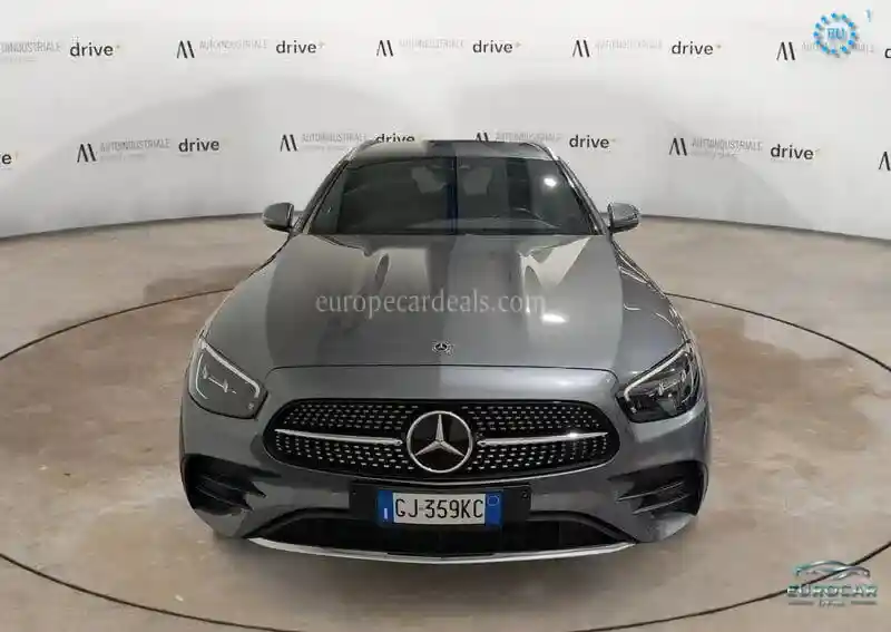 Mercedes-Benz E 300