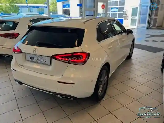 Mercedes-Benz A 180