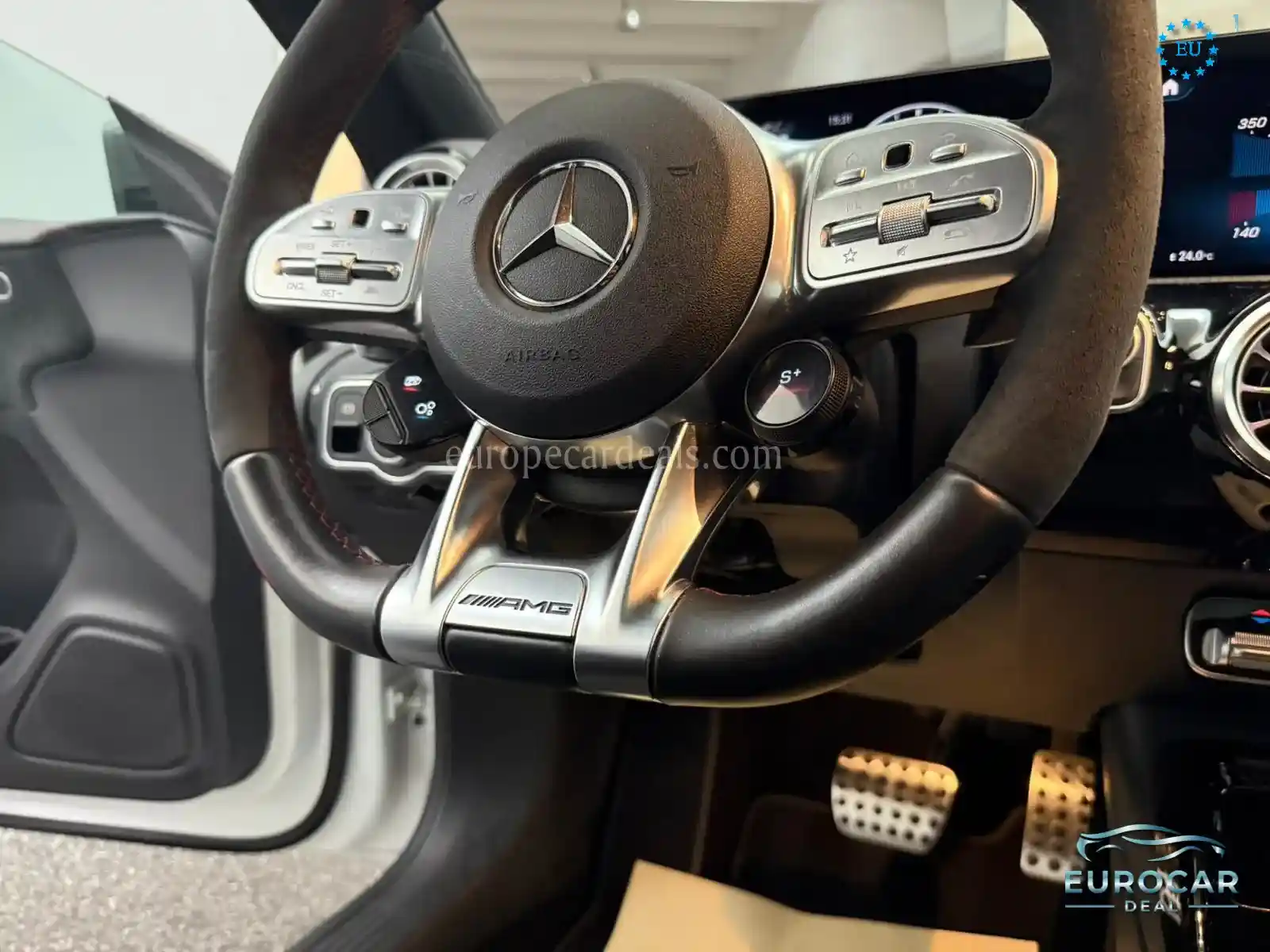 Mercedes-Benz CLA 45 AMG Shooting Brake