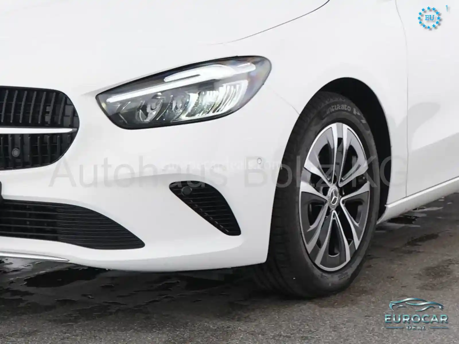 Mercedes-Benz B 180