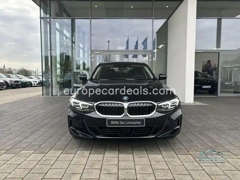 BMW 330