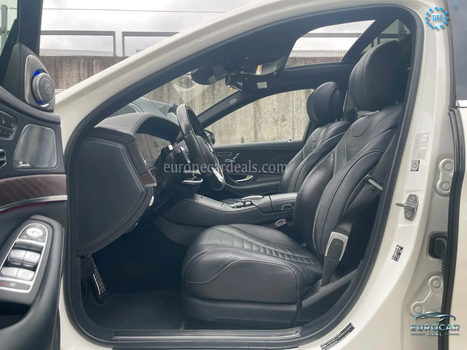 Mercedes-Benz S 560
