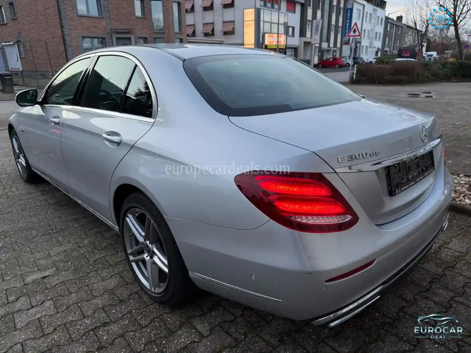 Mercedes-Benz E 300