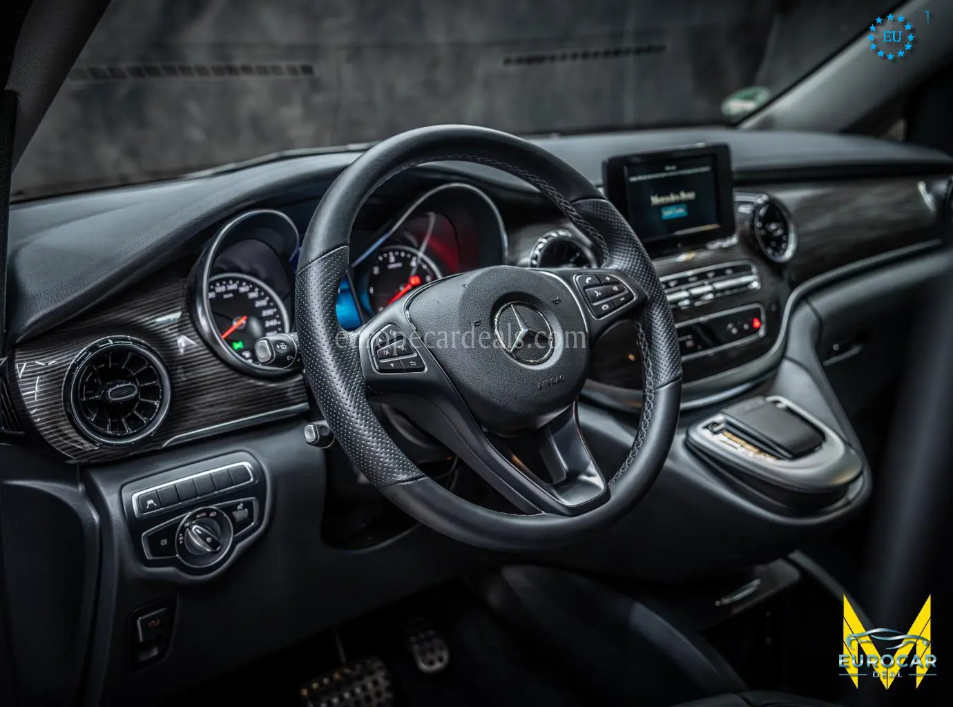 Mercedes-Benz V 220