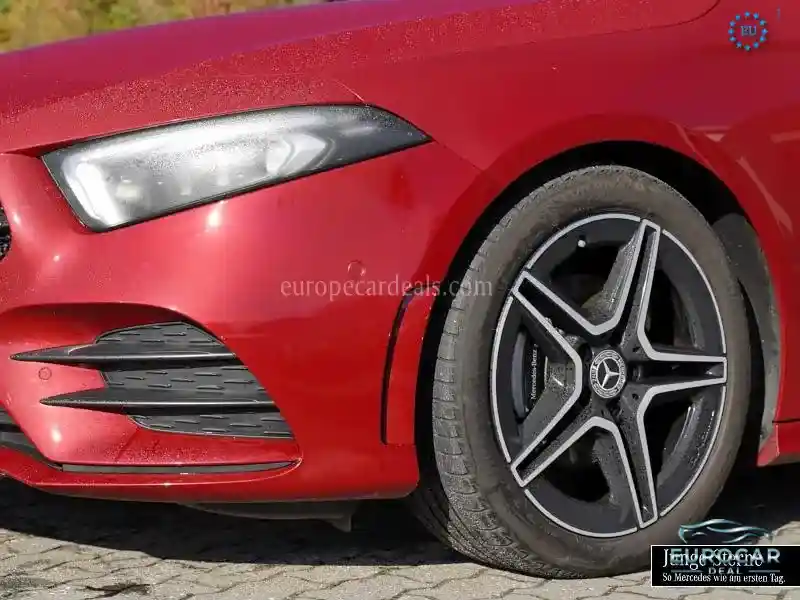 Mercedes-Benz A 180