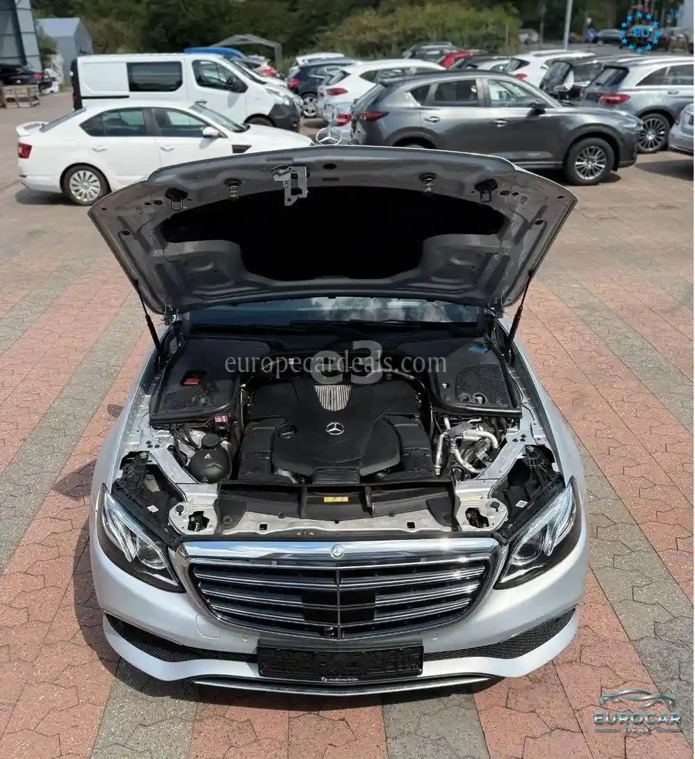 Mercedes-Benz E 400
