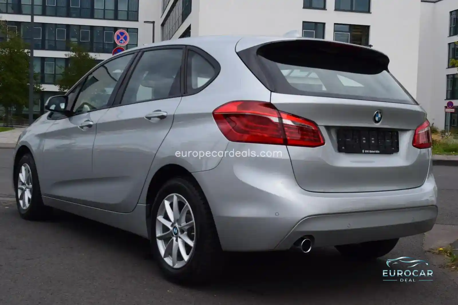 BMW 218