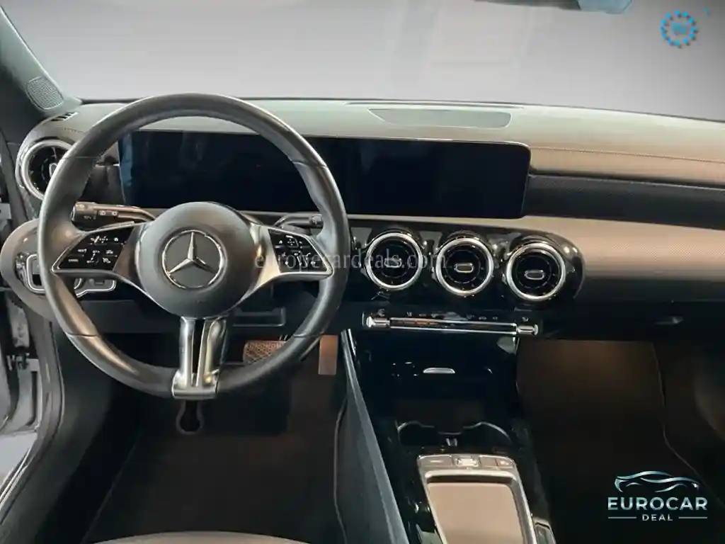 Mercedes-Benz CLA 180 Shooting Brake