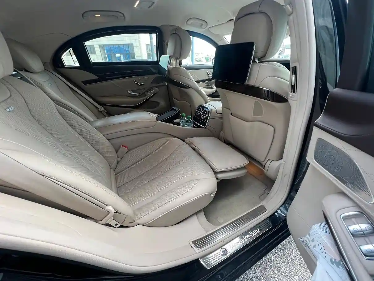 Mercedes-Benz S 600