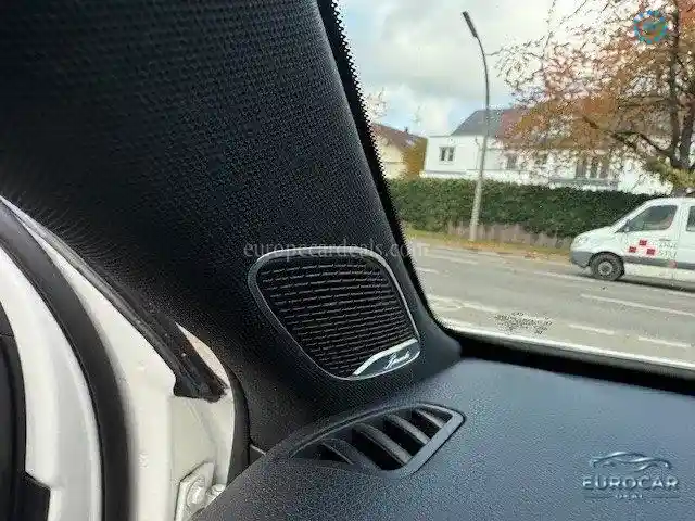 Mercedes-Benz A 35 AMG