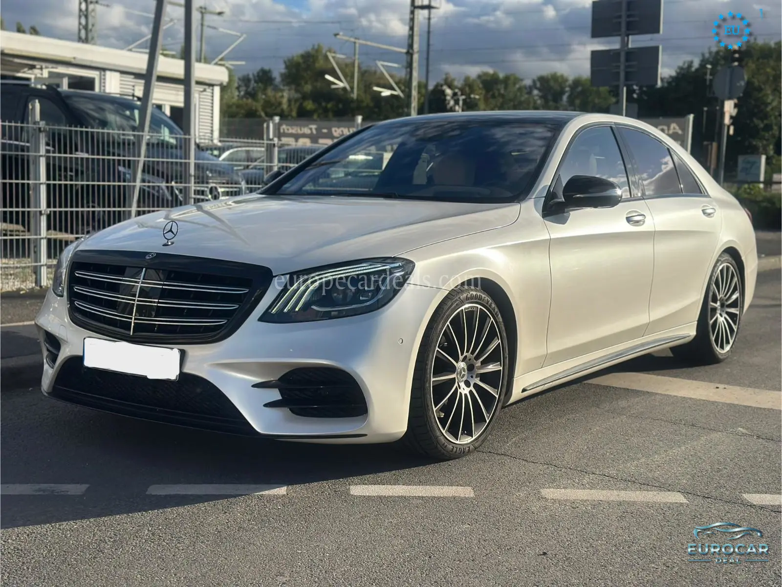 Mercedes-Benz S 560