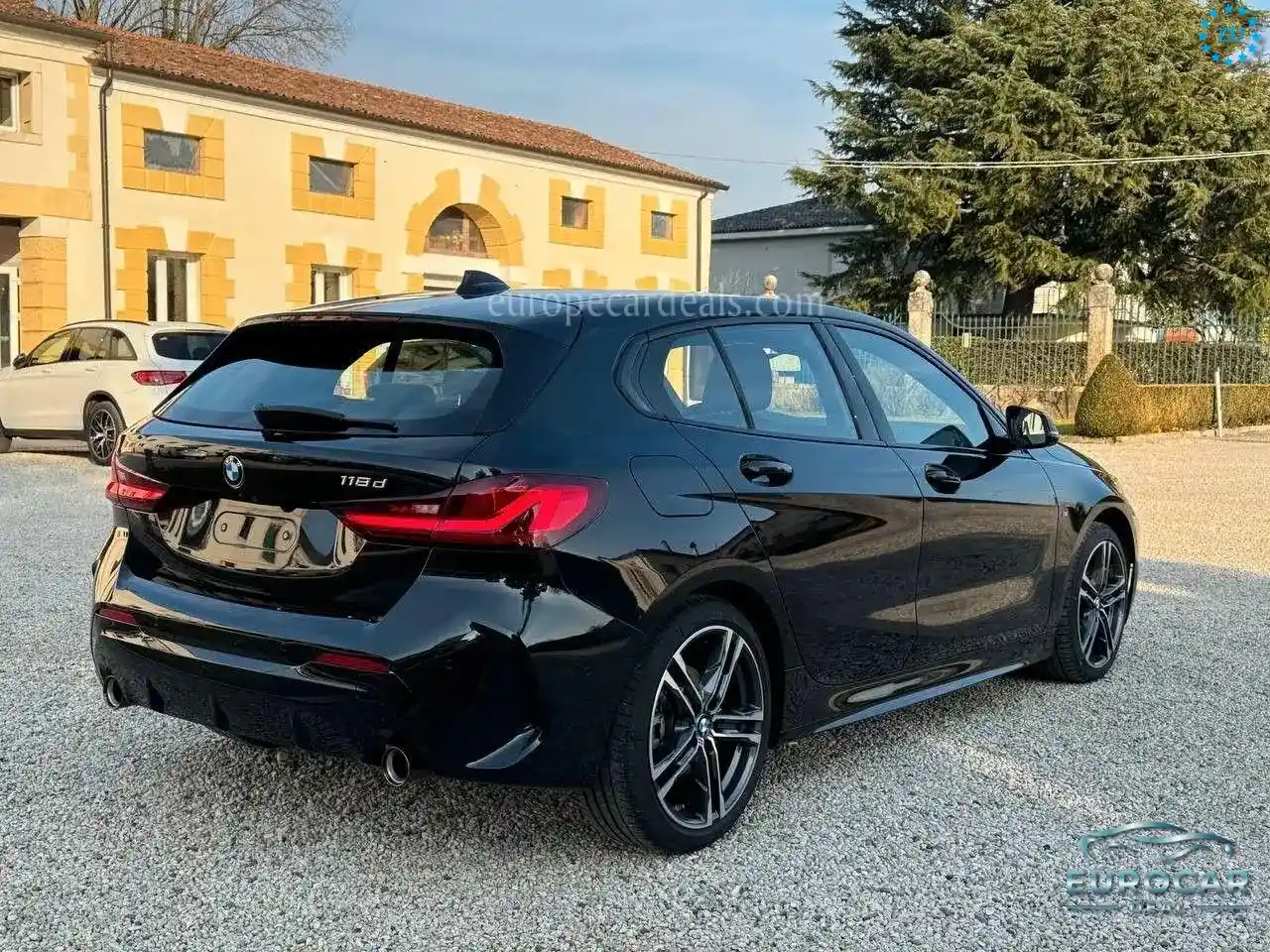 BMW 118