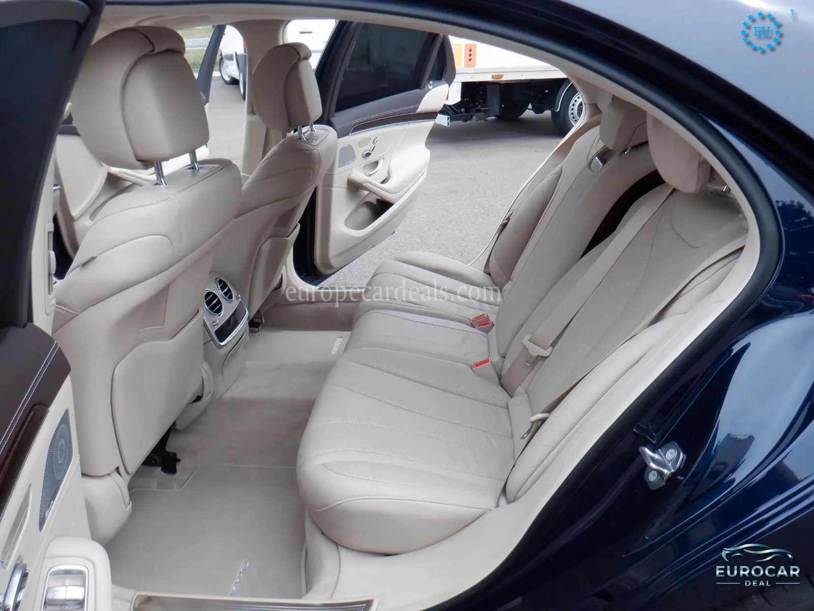 Mercedes-Benz S 560