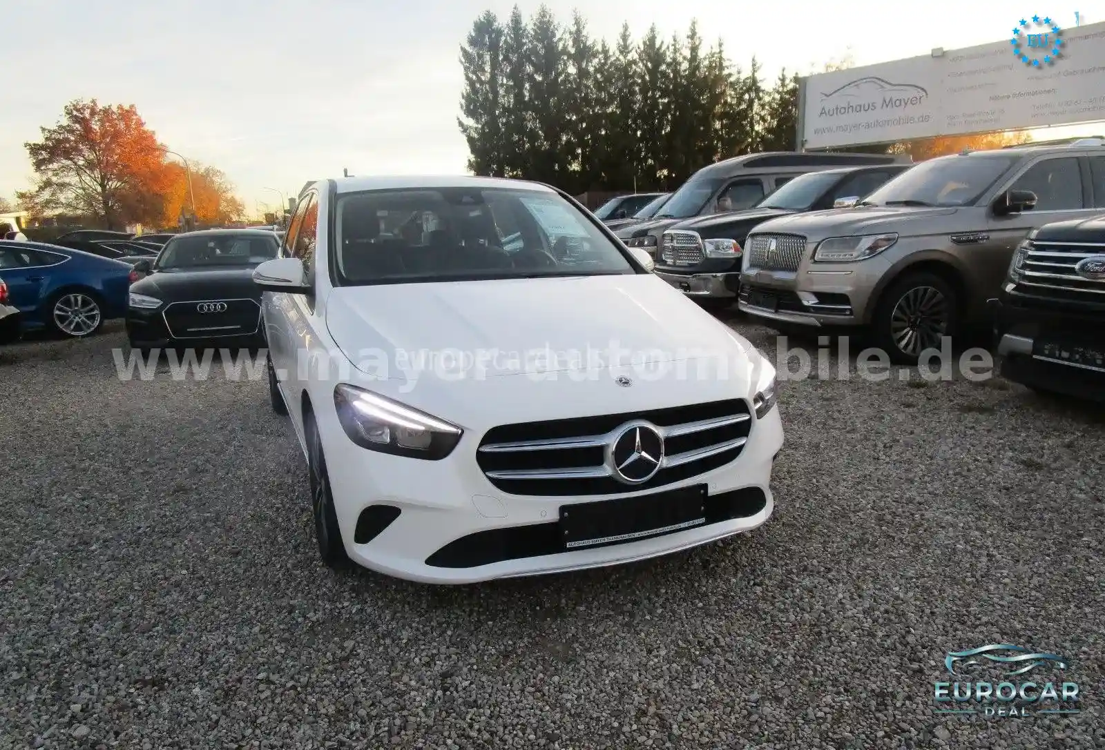 Mercedes-Benz B 180