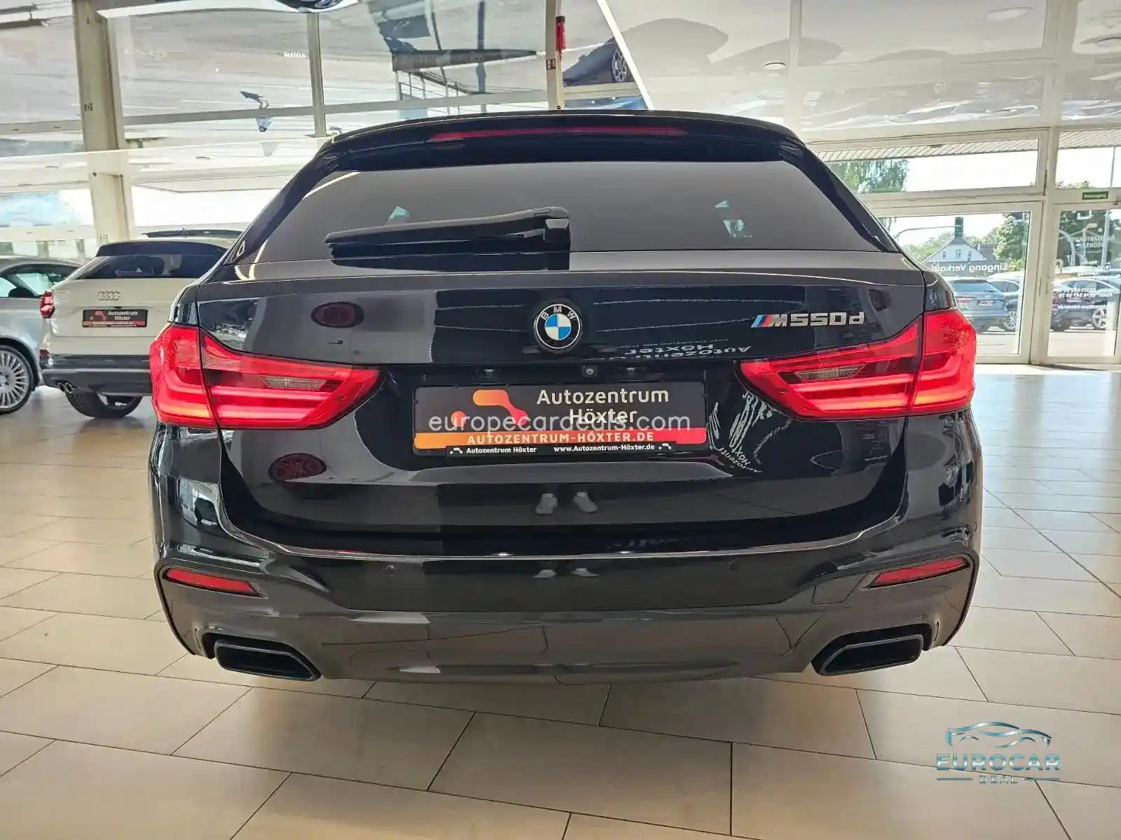 BMW M550
