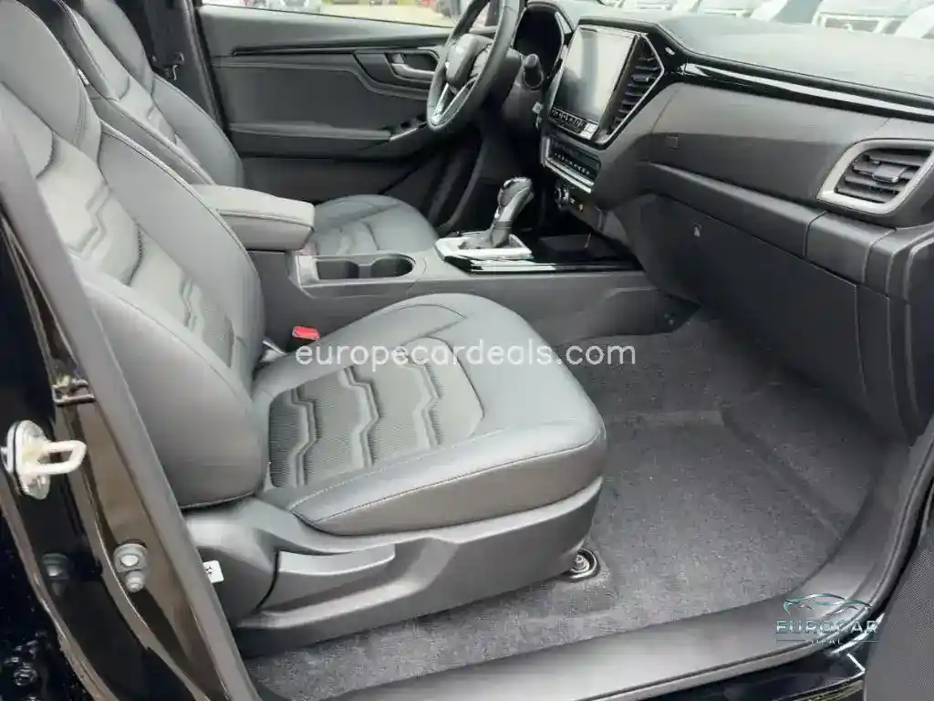 V-CROSS DoubleCab 4WD Automatik/Winter/AHK