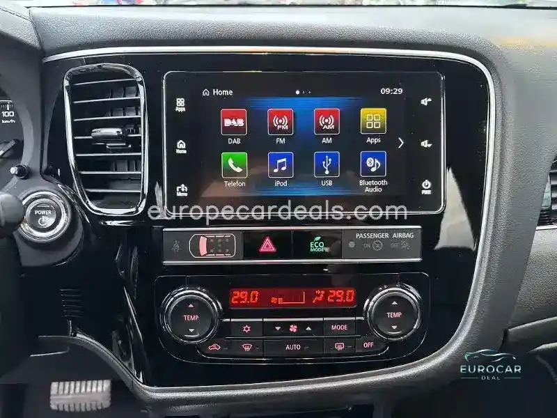 Mitsubishi Plug-in Hybrid Outlander
