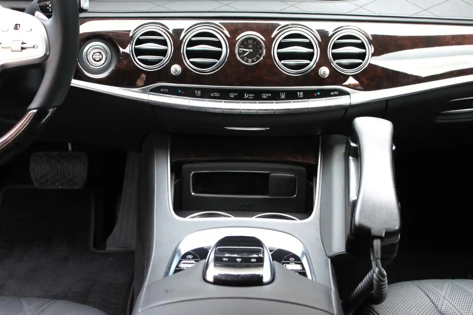 Mercedes-Benz S 600