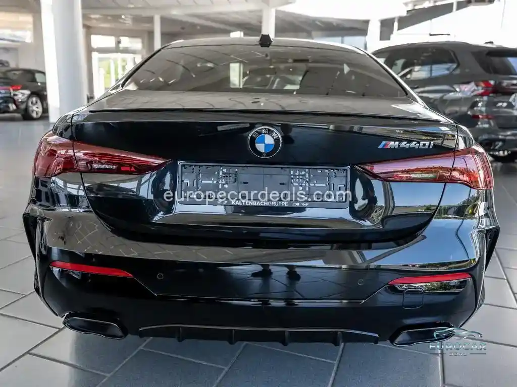 BMW M440