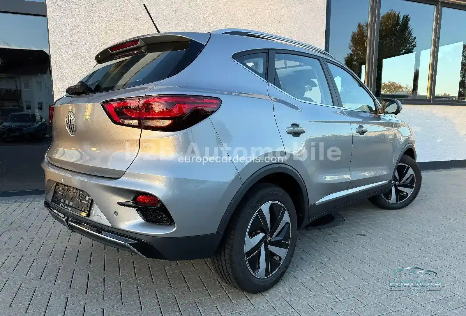 MG ZS