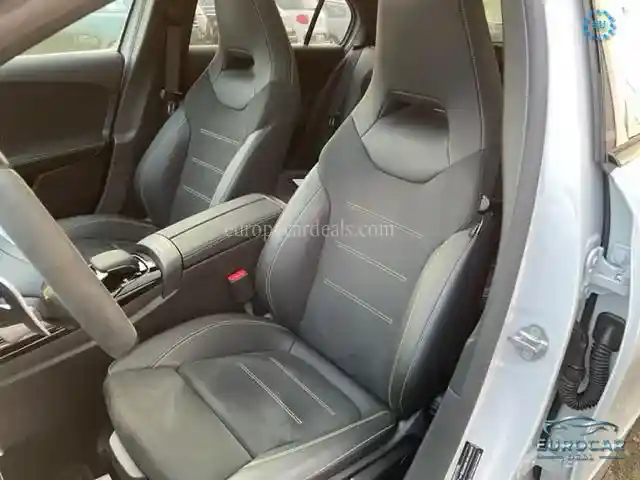 Mercedes-Benz A 45 AMG