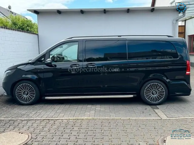 Mercedes-Benz V 220