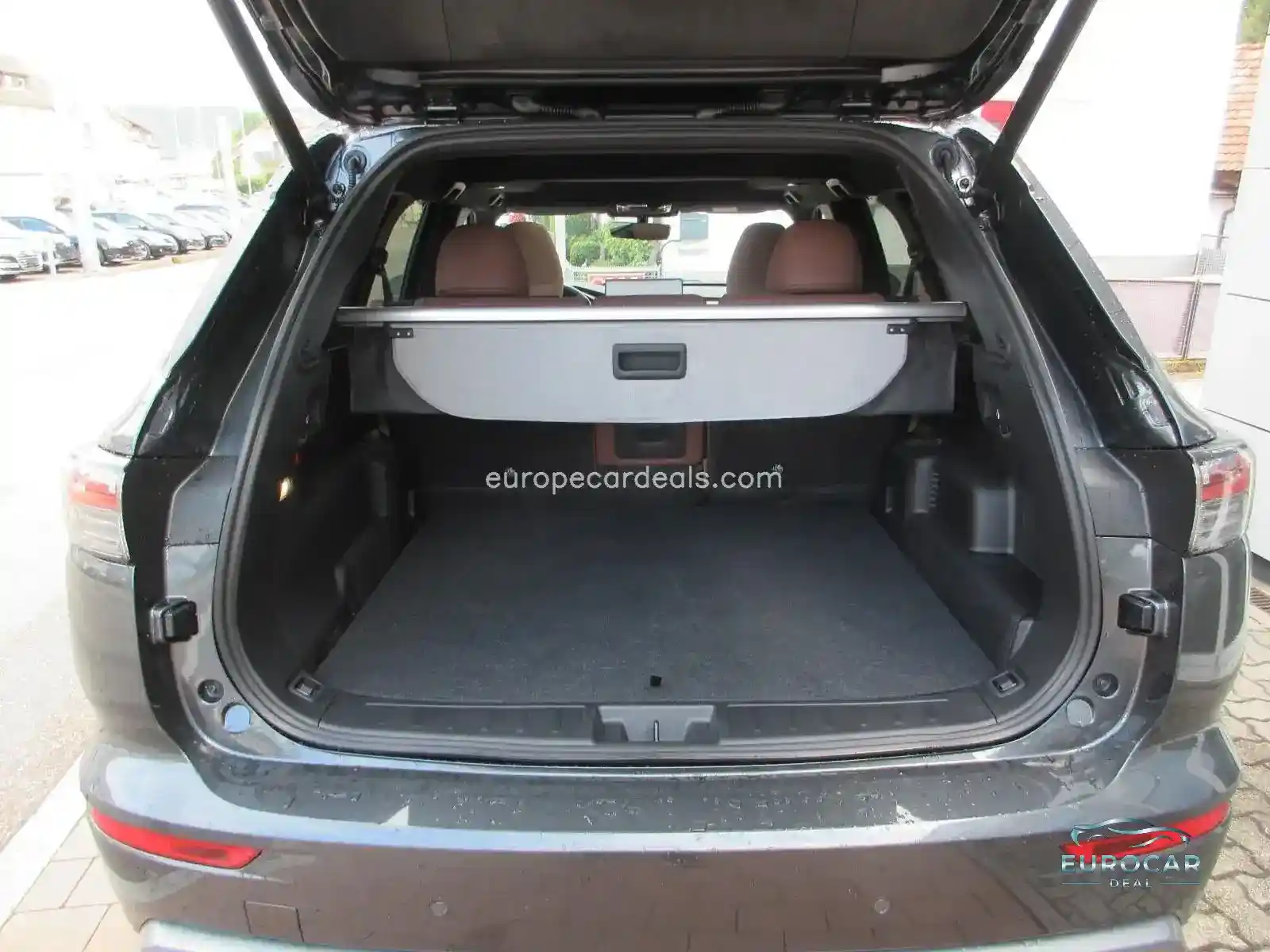Mitsubishi Plug-in Hybrid Outlander