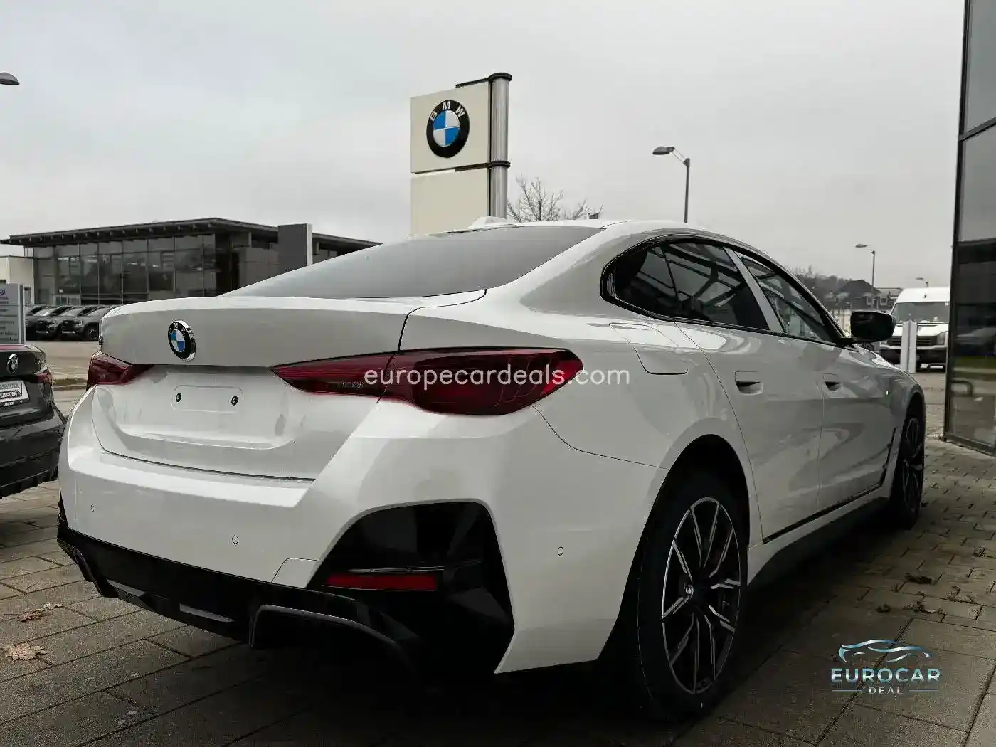 BMW i4
