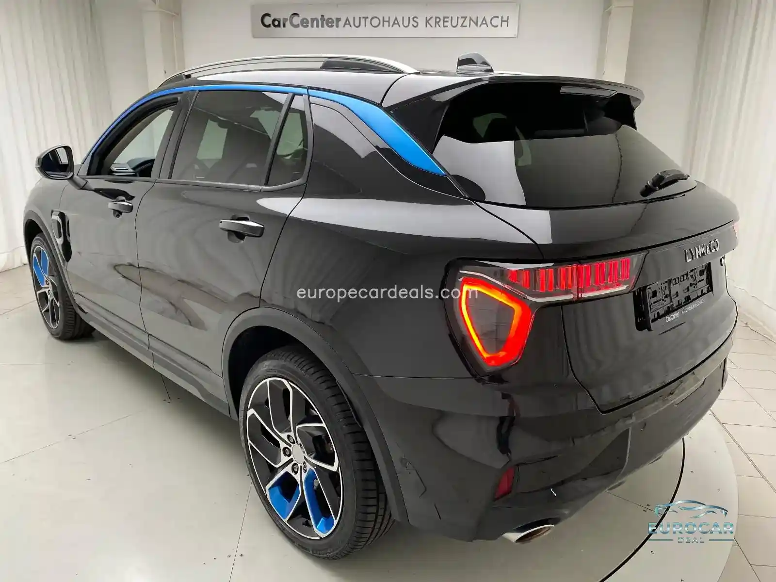Lynk&Co 01