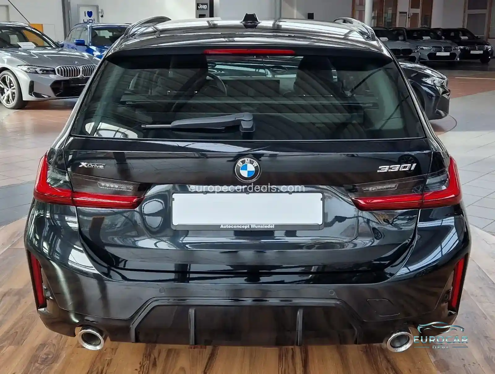 BMW 330
