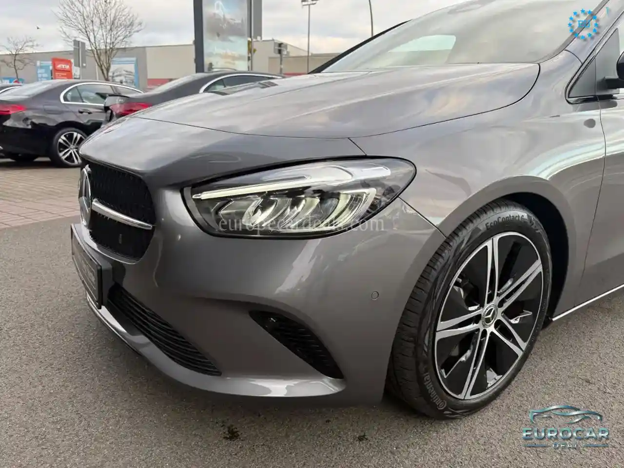 Mercedes-Benz B 200