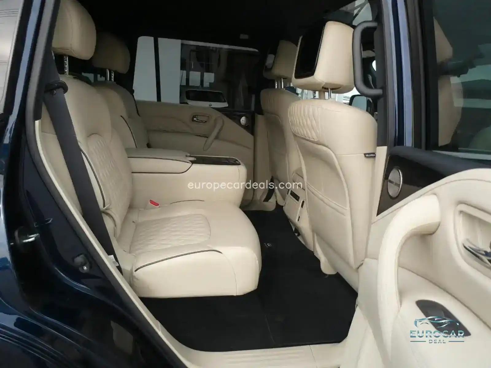 Infiniti QX80