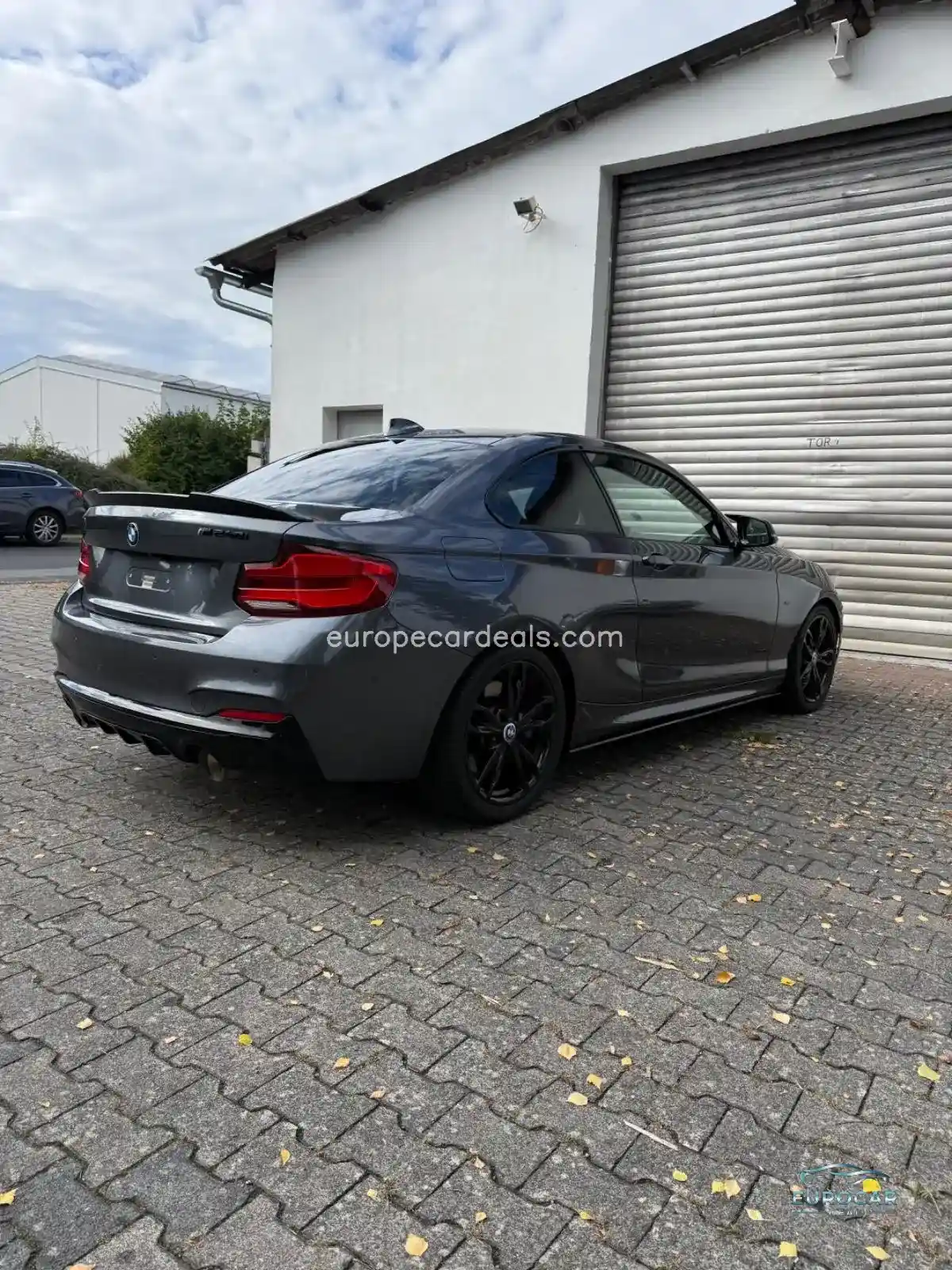 BMW M240i
