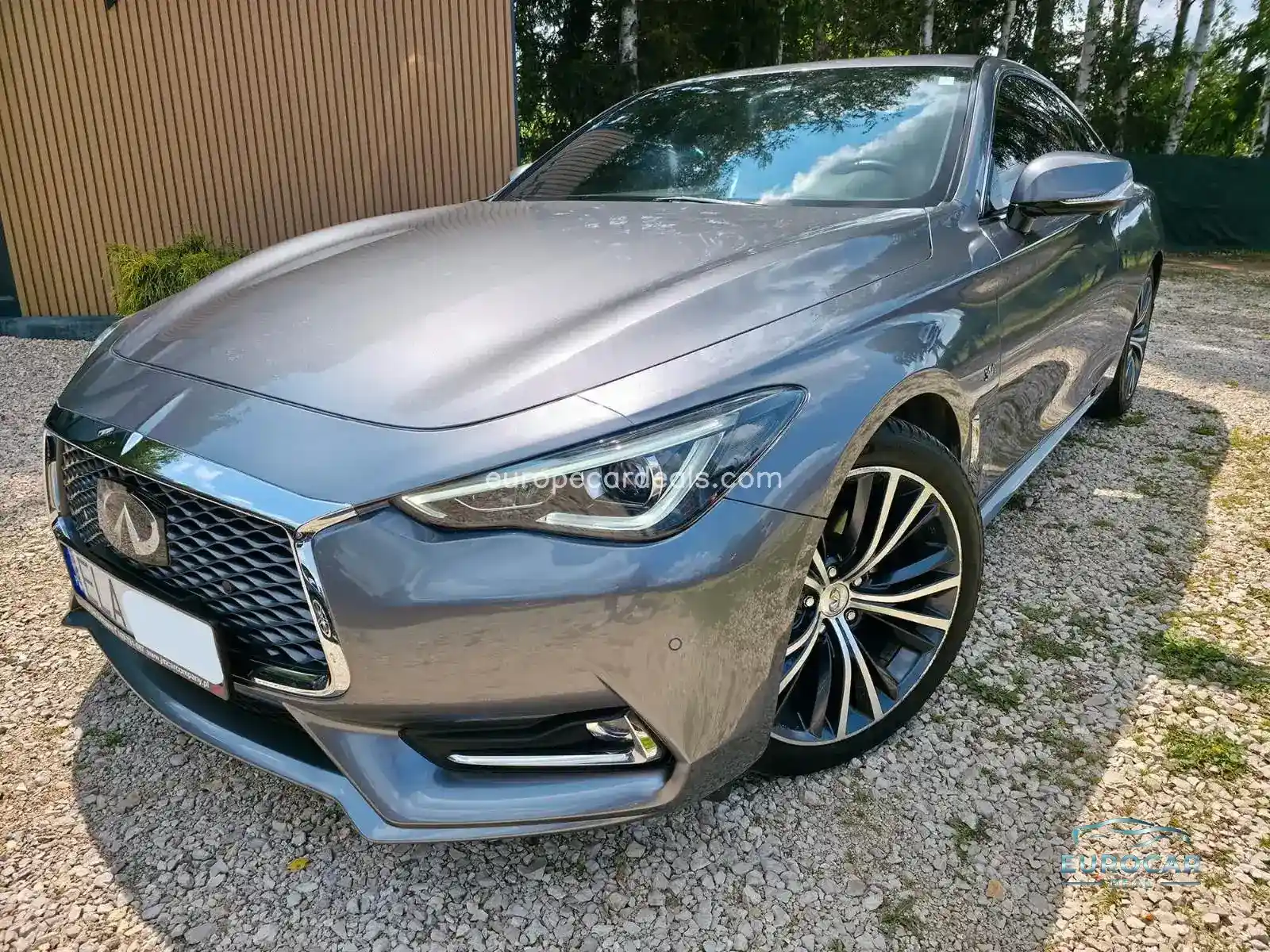Infiniti Q60