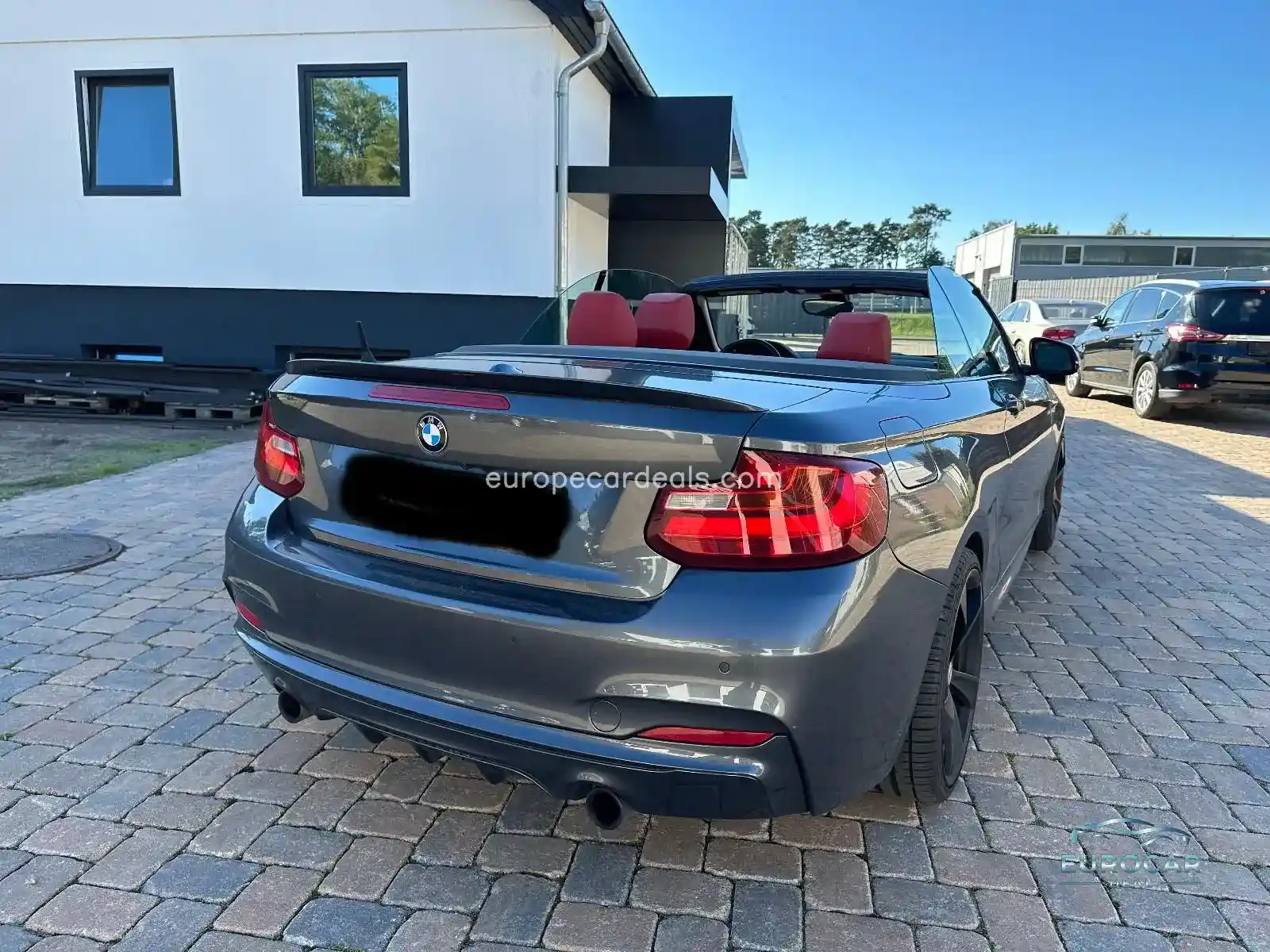 BMW 228