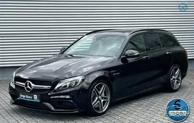 Mercedes-Benz C 63 AMG
