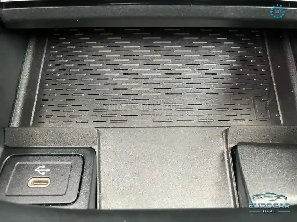 Mercedes-Benz CLA 220