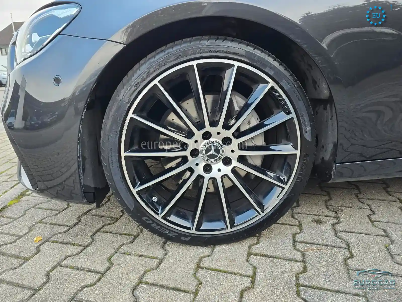 Mercedes-Benz E 300