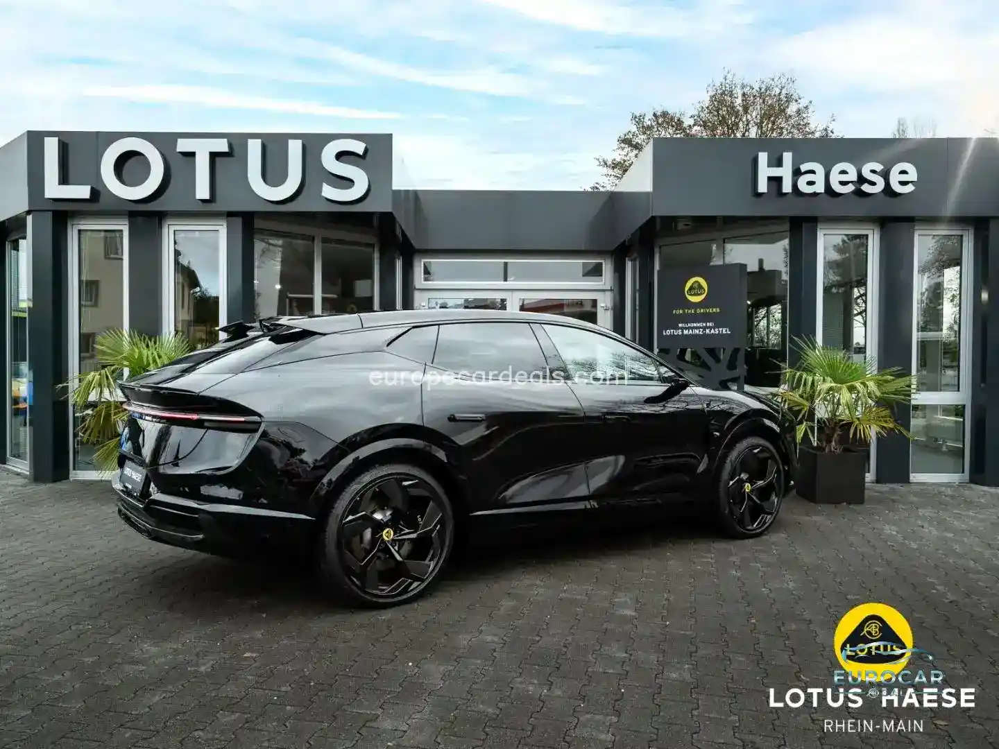 Lotus Eletre