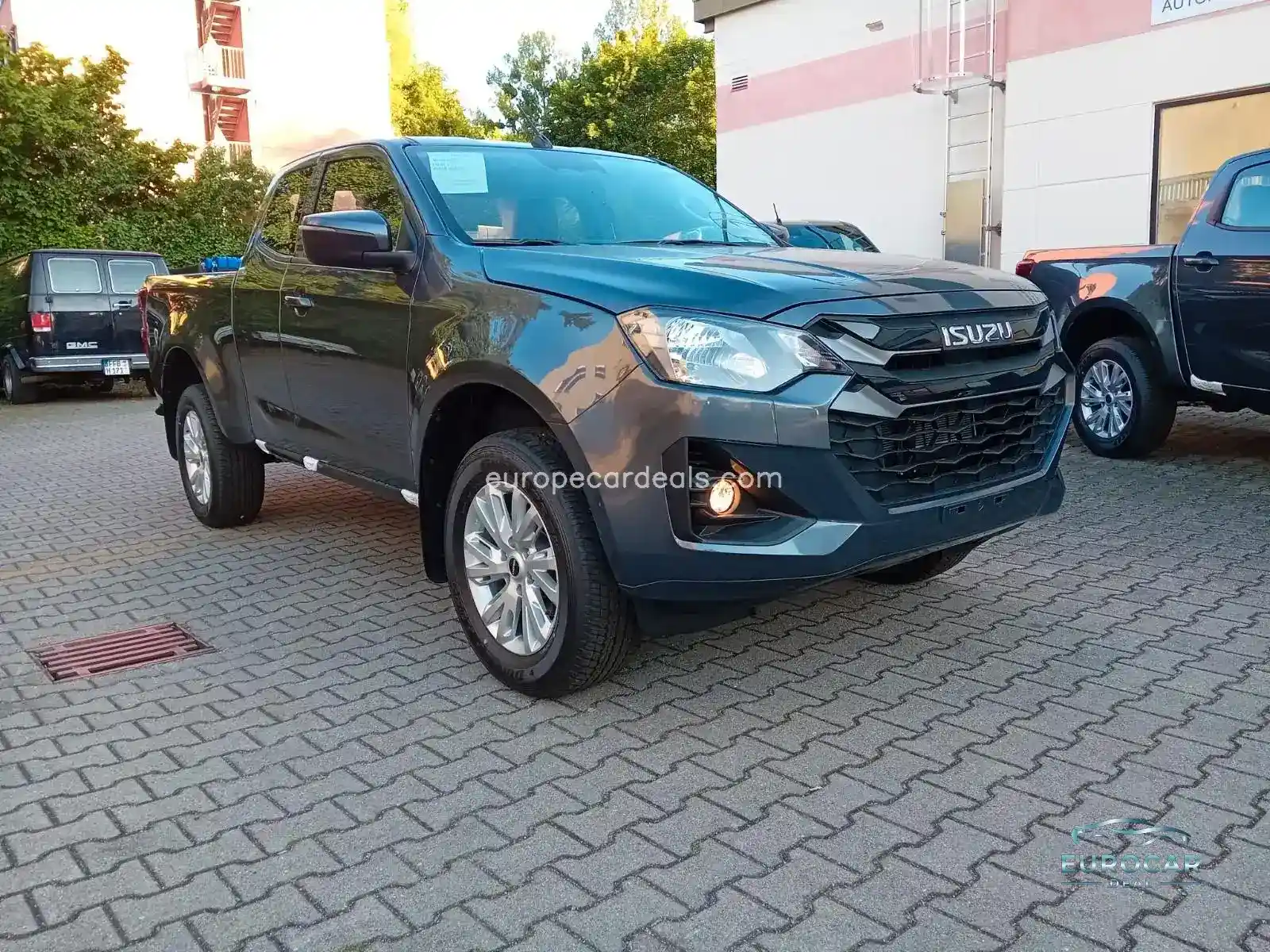 D-MAX SpaceCab LS Neues Modell am Lager 3x