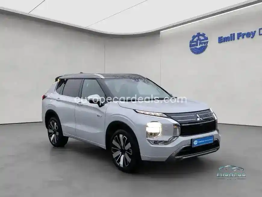 Mitsubishi Plug-in Hybrid Outlander