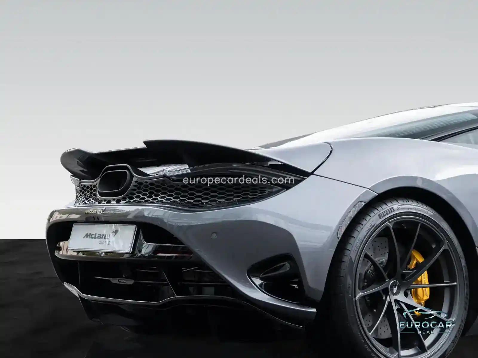 McLaren 750S