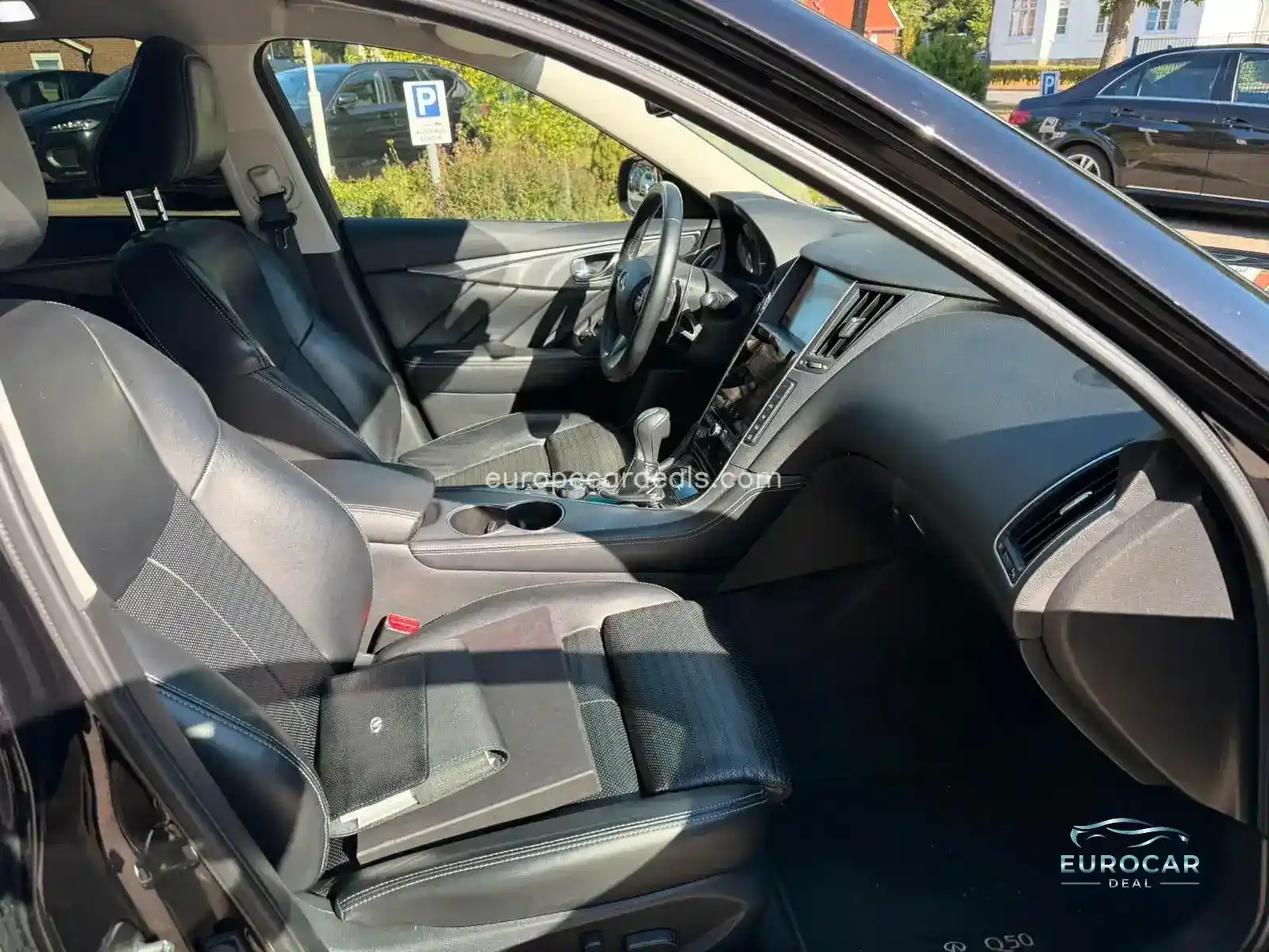 Infiniti Q50